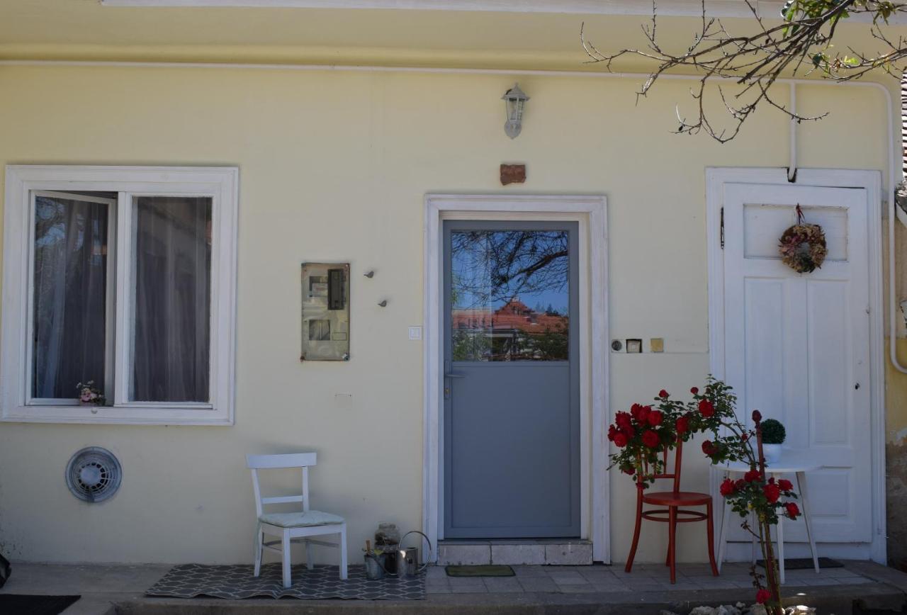Malomszeg Apartman 2 Pécs Exteriör bild